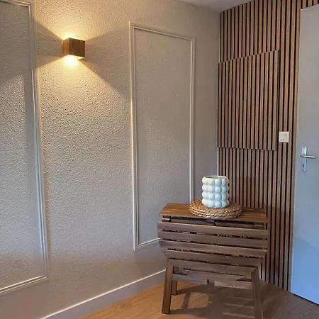 T2 Elegant Piscine Apartamento